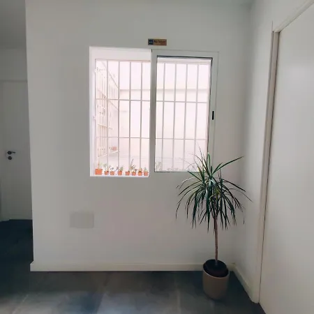 Tresbe 2 Апартаменти *